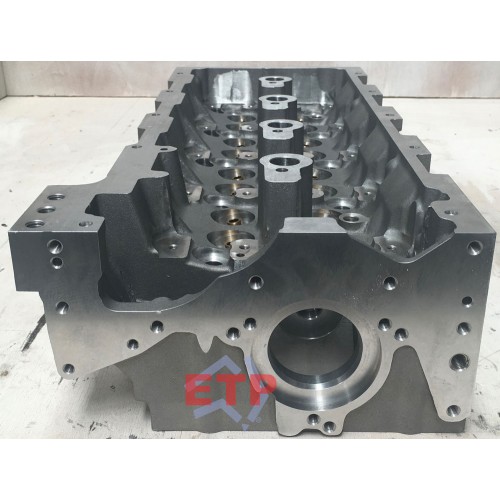 Cylinder Head (bare) for Mercedes OM611